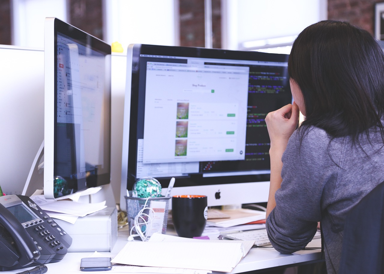How do I find free stock images for my website?